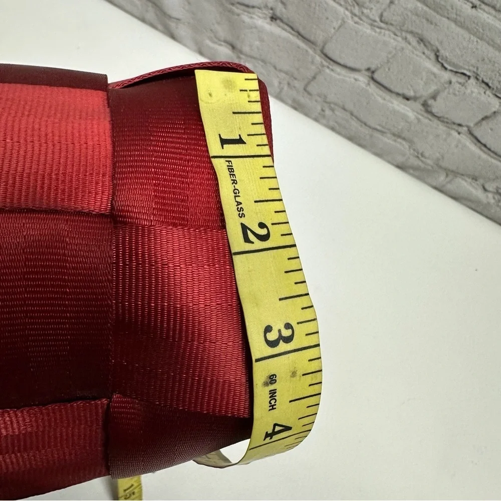 Harveys seatbelt Red Checkered Tote Bag